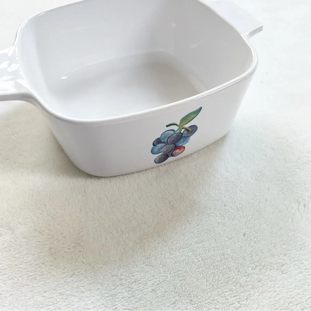 CorningWare Fruit Basket Grapes 1.5 Qt Square Casserole Dish Vintage 1970s